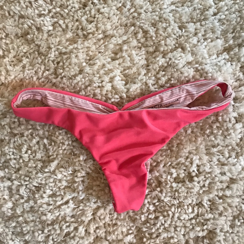 ACACIA Axel Bottoms